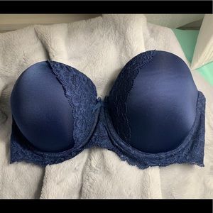 VS Dream angles navy bra